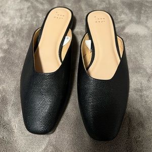 Black mules
